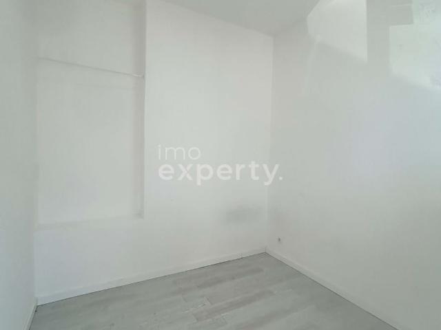 Loja venda em Quinta do Americano, Almada