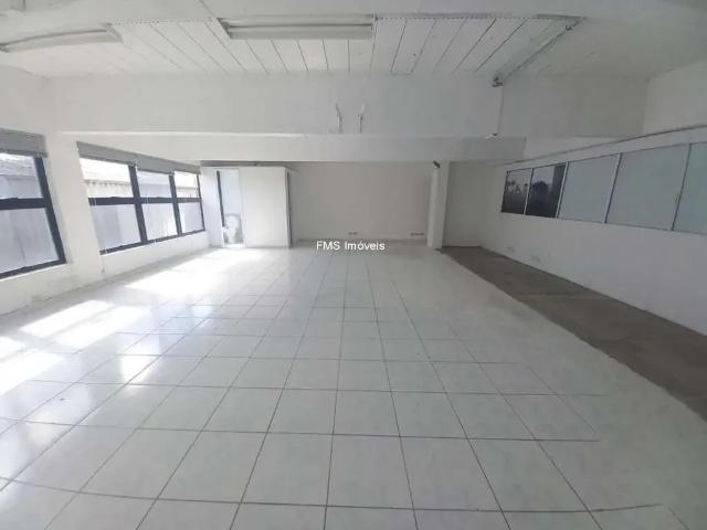Ponto Comercial aluguel em Região Imediata de São Paulo, Região Metropolitana de São Paulo