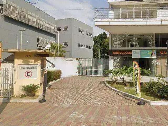Ponto Comercial aluguel em Região Imediata de São Paulo, Região Metropolitana de São Paulo
