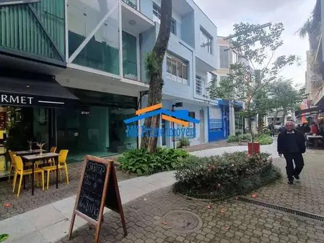 Ponto Comercial aluguel em Região Imediata de São Paulo, Região Metropolitana de São Paulo