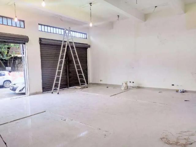 Ponto Comercial aluguel em Região Imediata de São Paulo, Região Metropolitana de São Paulo