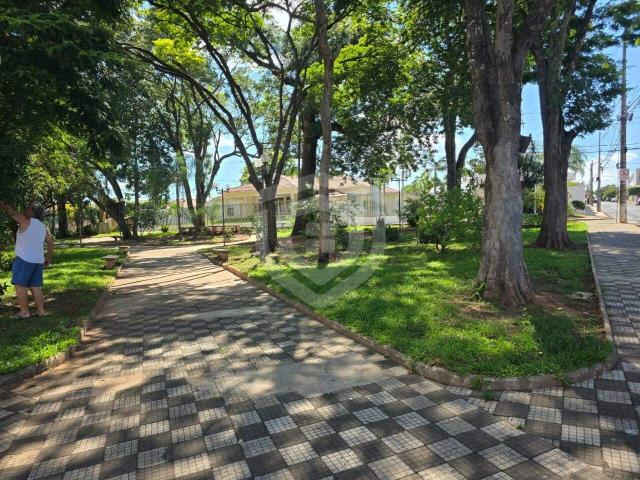 Ponto Comercial aluguel em Bauru, Região Geográfica Intermediária de Bauru