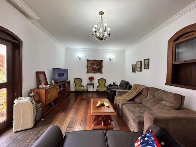 Ponto Comercial aluguel em São Luiz, Belo Horizonte