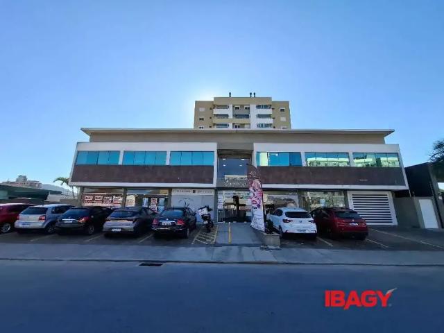 Ponto Comercial aluguel em Região Geográfica Imediata de Florianópolis, Biguaçu