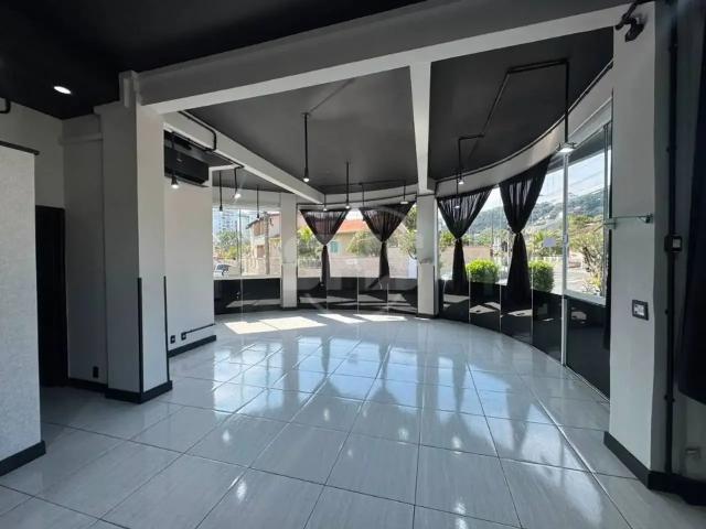 Ponto Comercial aluguel em Região Geográfica Imediata de Blumenau, Blumenau