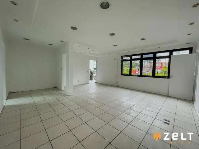 Ponto Comercial aluguel em Região Geográfica Imediata de Blumenau, Blumenau