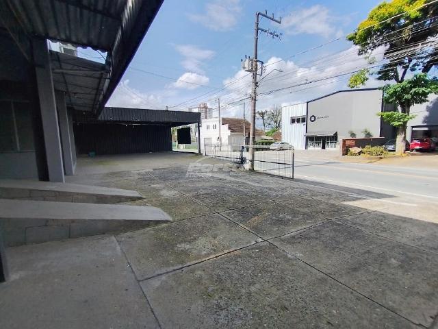 Ponto Comercial aluguel em Água Verde, Blumenau