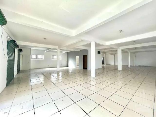 Ponto Comercial aluguel em Região Geográfica Imediata de Blumenau, Blumenau