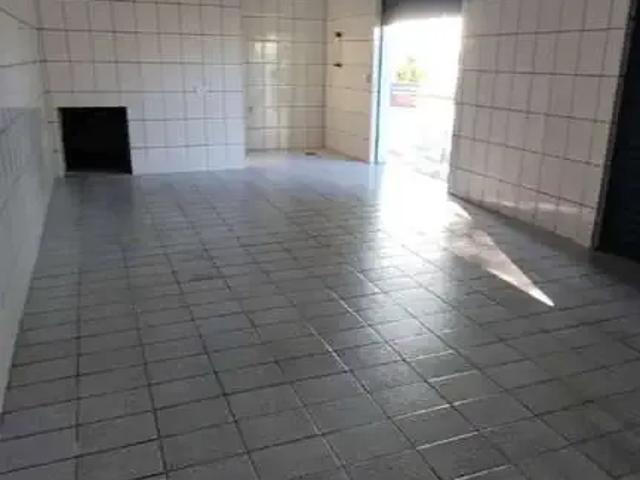 Ponto Comercial aluguel em Região Imediata de São Paulo, Região Metropolitana de São Paulo