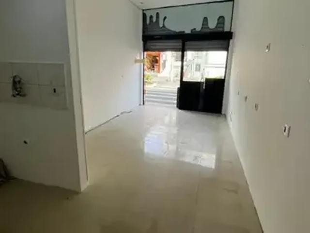 Ponto Comercial aluguel em Região Imediata de São Paulo, Região Metropolitana de São Paulo
