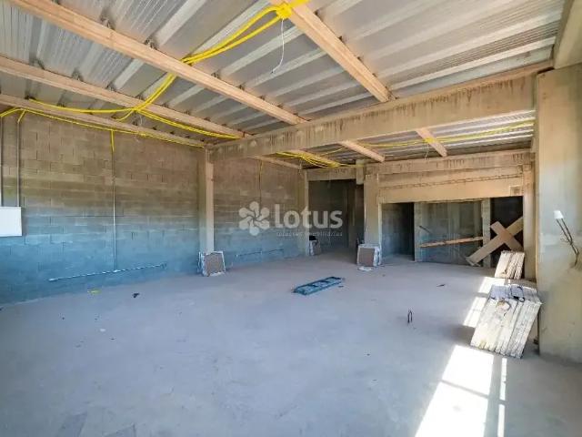 Ponto Comercial aluguel em Portal dos Ipês II, Cajamar