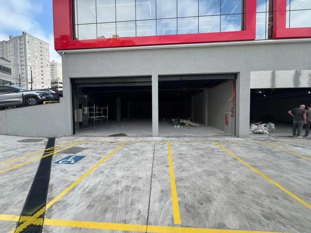 Ponto Comercial aluguel em Portal dos Ipês II, Cajamar