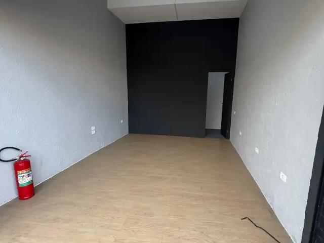 Ponto Comercial aluguel em Região Imediata de Caraguatatuba-Ubatuba-São Sebastião, Região Metropolitana do Vale do Paraíba e Litoral Norte