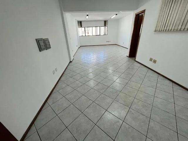 Ponto Comercial aluguel em Região Geográfica Imediata de Caxias do Sul, Caxias do Sul