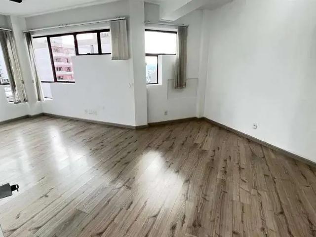 Ponto Comercial aluguel em Região Geográfica Imediata de Caxias do Sul, Caxias do Sul