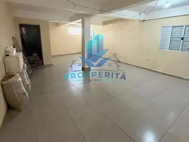 Ponto Comercial aluguel em Região Imediata de São Paulo, Região Metropolitana de São Paulo