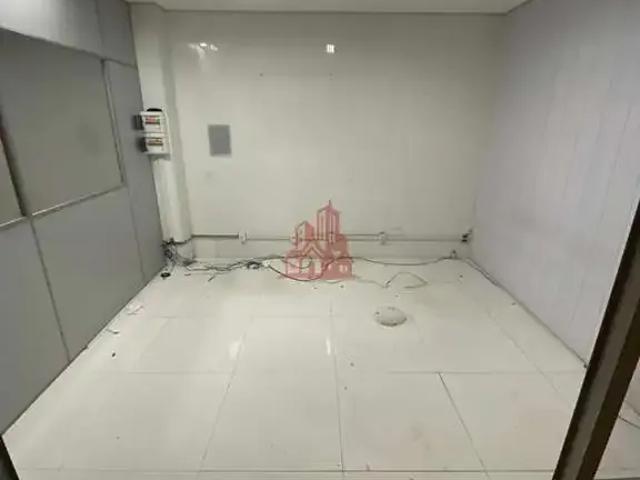 Ponto Comercial aluguel em Região Imediata de São Paulo, Região Metropolitana de São Paulo
