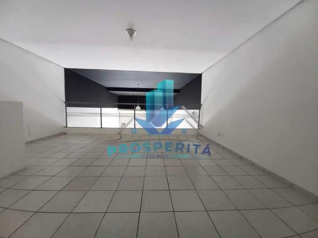 Ponto Comercial aluguel em Região Imediata de São Paulo, Região Metropolitana de São Paulo
