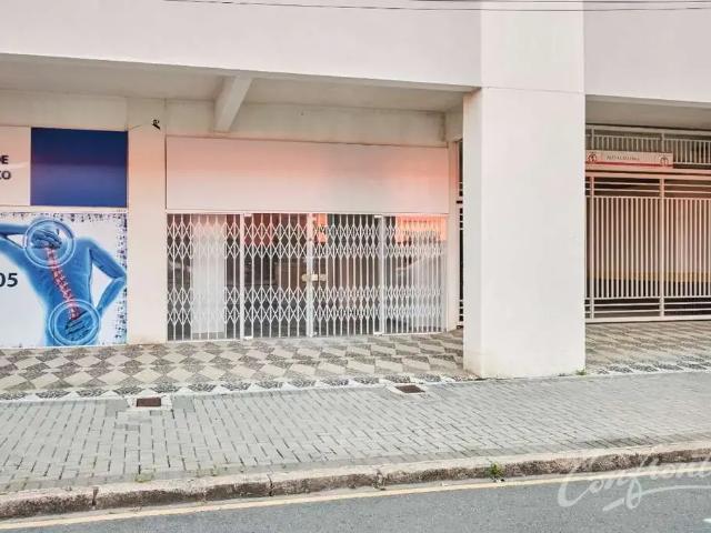 Ponto Comercial aluguel em Boa Vista, Curitiba