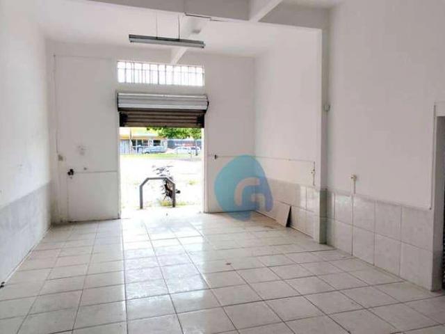 Ponto Comercial aluguel em Boqueirão, Curitiba