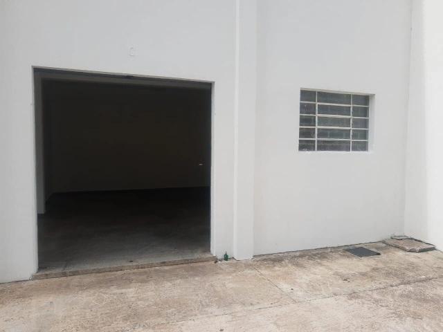 Ponto Comercial aluguel em Boqueirão, Curitiba