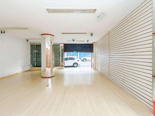 Ponto Comercial aluguel em Batel, Curitiba