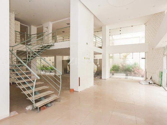 Ponto Comercial aluguel em Centro, Curitiba