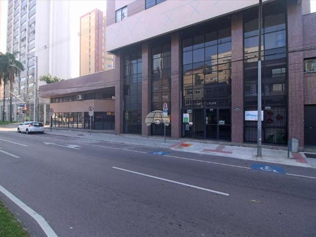 Ponto Comercial aluguel em Centro, Curitiba