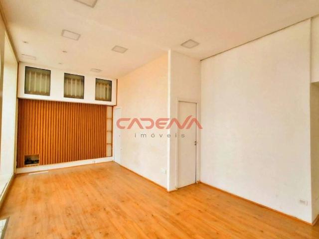Ponto Comercial aluguel em Centro, Curitiba