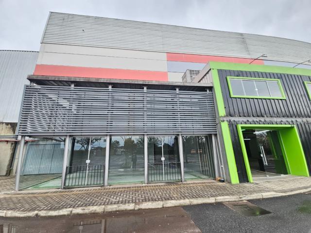 Ponto Comercial aluguel em Curitiba, Região Geográfica Intermediária de Curitiba