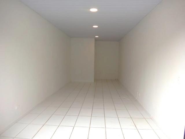 Ponto Comercial aluguel em Hauer, Curitiba