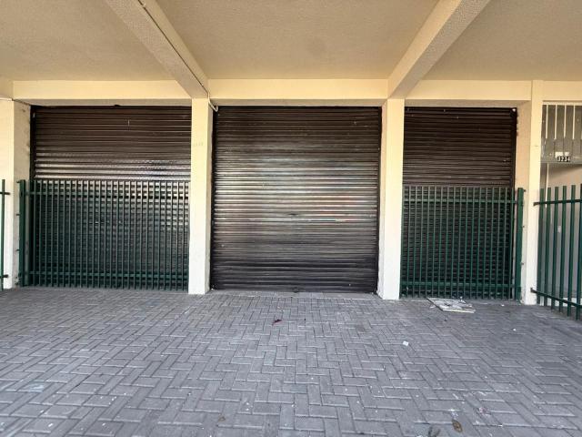 Ponto Comercial aluguel em Portão, Curitiba