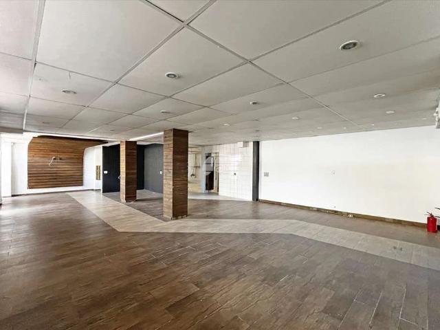 Ponto Comercial aluguel em Rebouças, Curitiba