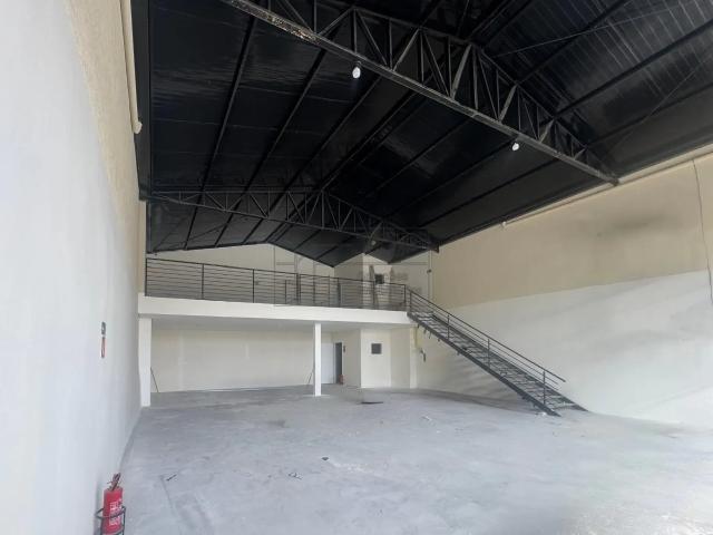 Ponto Comercial aluguel em Santa Quitéria, Curitiba