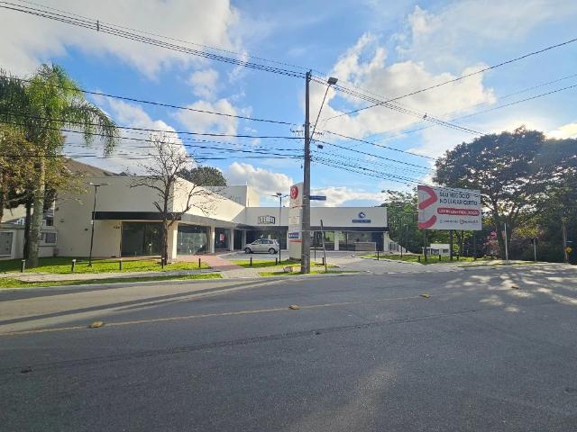 Ponto Comercial aluguel em Santo Inácio, Curitiba