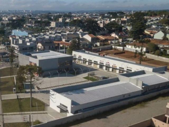 Ponto Comercial aluguel em Uberaba, Curitiba