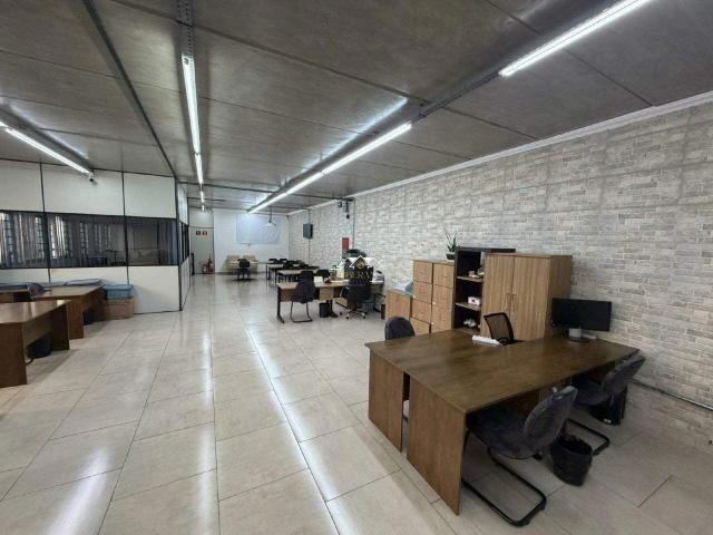 Ponto Comercial aluguel em Região Imediata de São Paulo, Região Metropolitana de São Paulo
