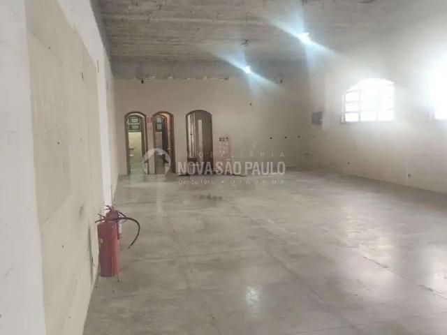 Ponto Comercial aluguel em Região Imediata de São Paulo, Região Metropolitana de São Paulo