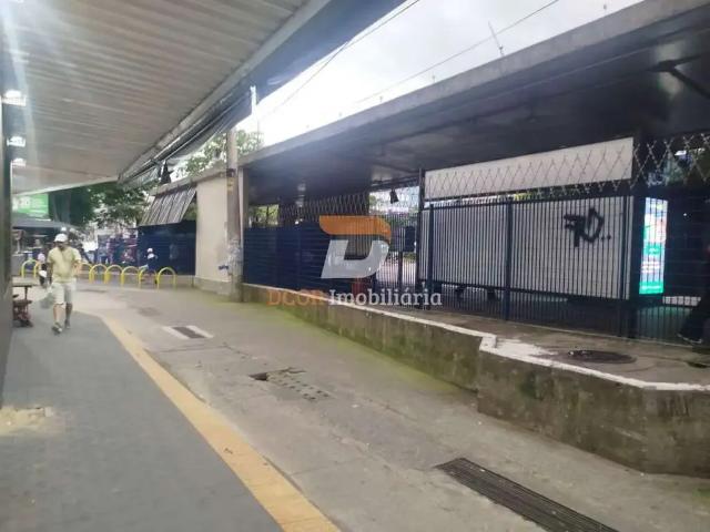 Ponto Comercial aluguel em Região Imediata de São Paulo, Região Metropolitana de São Paulo