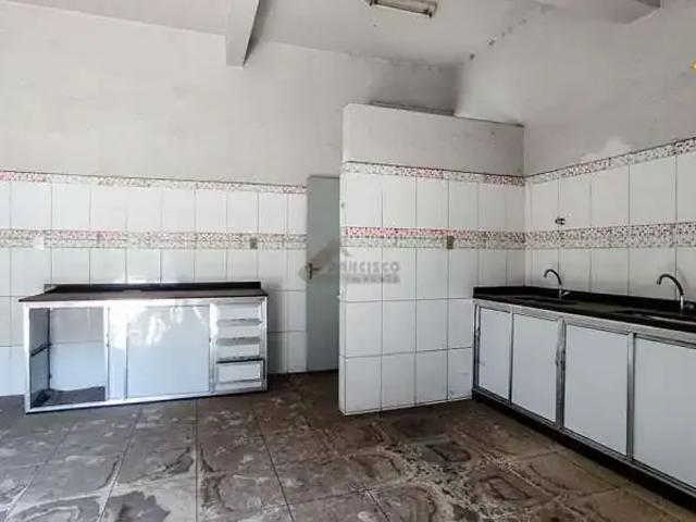 Ponto Comercial aluguel em Região Geográfica Imediata de Divinópolis, Divinópolis