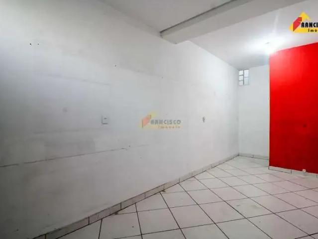 Ponto Comercial aluguel em Região Geográfica Imediata de Divinópolis, Divinópolis