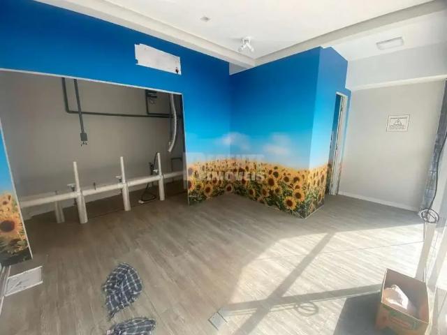 Ponto Comercial aluguel em Trindade, Florianópolis