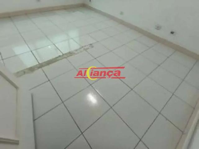 Ponto Comercial aluguel em Região Imediata de São Paulo, Região Metropolitana de São Paulo