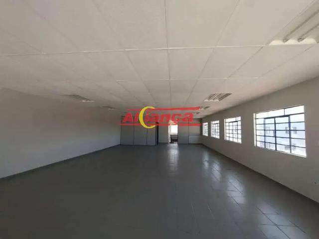 Ponto Comercial aluguel em Região Imediata de São Paulo, Região Metropolitana de São Paulo