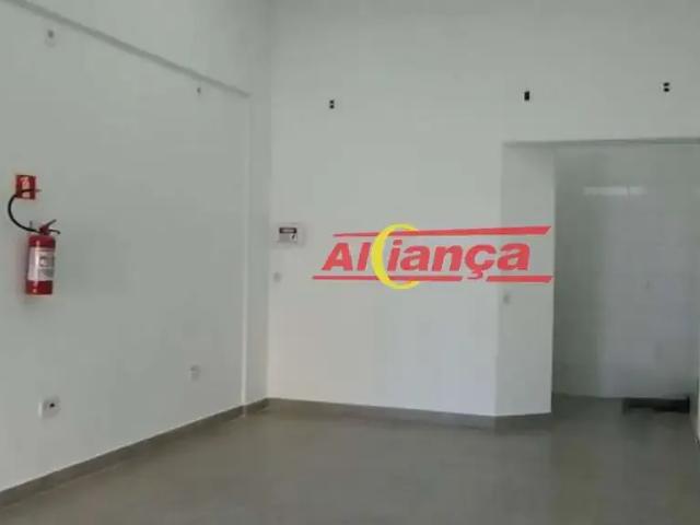 Ponto Comercial aluguel em Região Imediata de São Paulo, Região Metropolitana de São Paulo