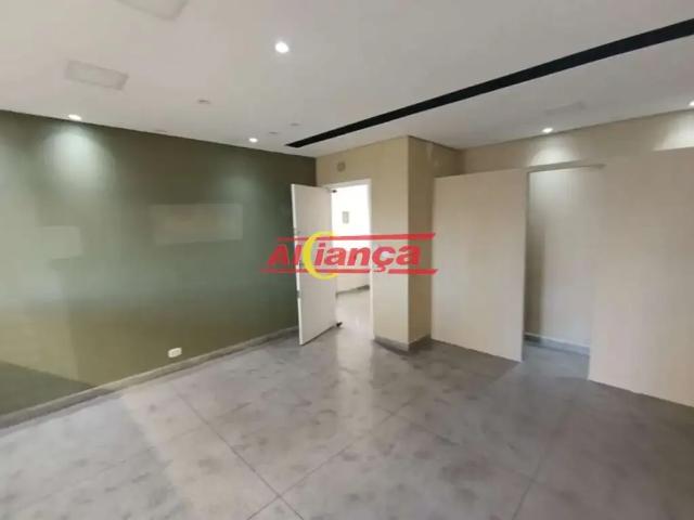 Ponto Comercial aluguel em Região Imediata de São Paulo, Região Metropolitana de São Paulo