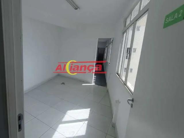 Ponto Comercial aluguel em Região Imediata de São Paulo, Região Metropolitana de São Paulo