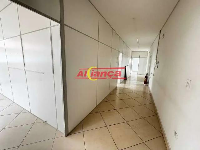 Ponto Comercial aluguel em Região Imediata de São Paulo, Região Metropolitana de São Paulo