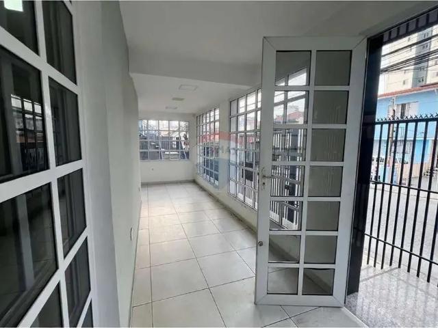Ponto Comercial aluguel em Região Imediata de São Paulo, Região Metropolitana de São Paulo