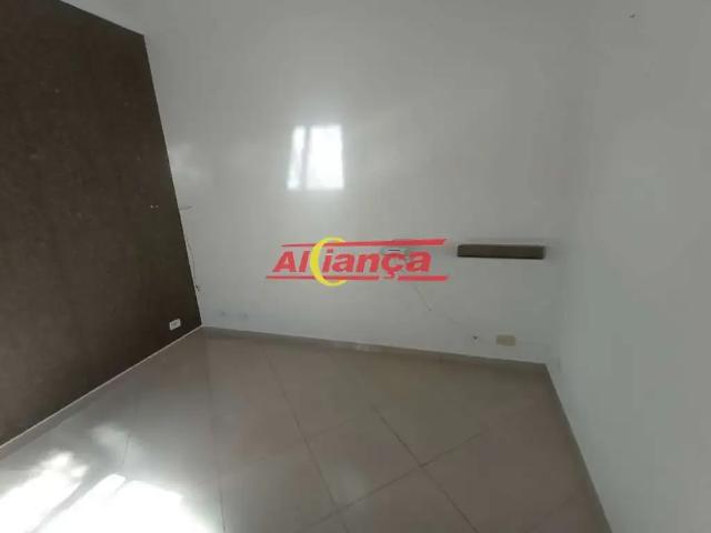 Ponto Comercial aluguel em Região Imediata de São Paulo, Região Metropolitana de São Paulo